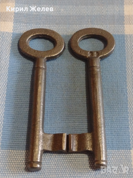 Два стари ключа от соца за брава за КОЛЕКЦИЯ ДЕКОРАЦИЯ БИТОВ КЪТ 41019, снимка 1