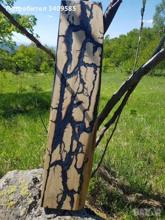 Дъска/рафт/закачалка от черешово дърво с епоксидна смола и Lichtenberg изгаряне ~93cm, снимка 1