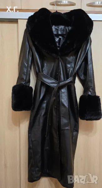 Дълго палто от еко кожа с пух на яката и ръкавите, снимка 1
