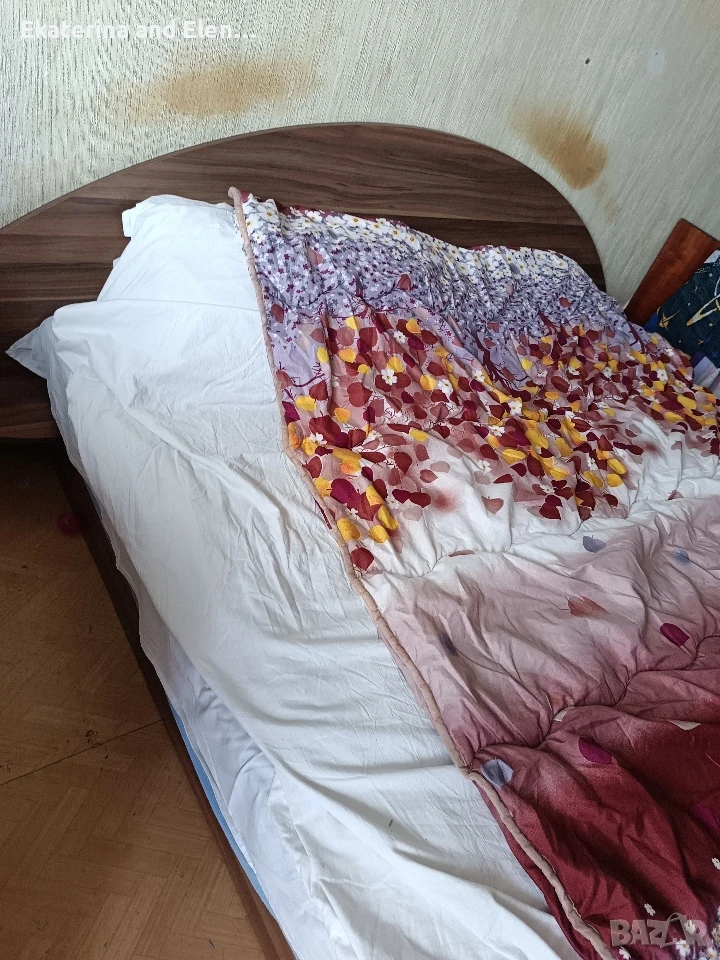 Спалня с матрак и гардероб , снимка 1