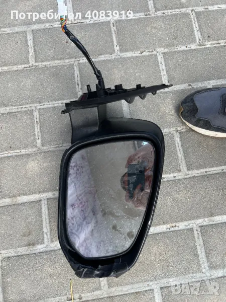 Toyota Hilux GUN125 Огледало, снимка 1