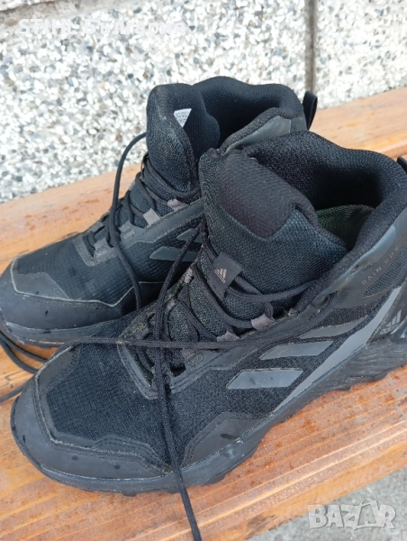 Адидас зимни обувки , снимка 1