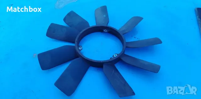 Перка за Мерцедес 124, снимка 2 - Части - 47866157