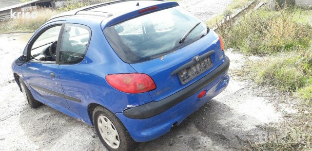 Колата се продава на части  здрав заден мост,предни гуми хубави,фарове стопове здрави, работещ хибид, снимка 9 - Автомобили и джипове - 30409995