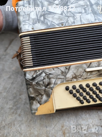 Акордеон Weltmaster 80 басов , снимка 4 - Акордеони - 54207833