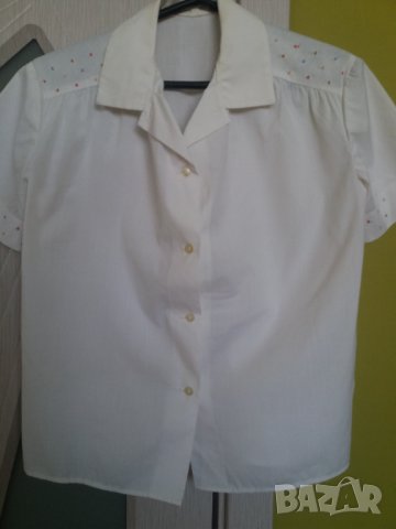 Дамска бяла риза къс ръкав с цветни точки, снимка 6 - Ризи - 37429944