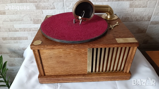 Стар грамофон с манивела - EUFON - 1909г. - Made in Hungary, снимка 4 - Антикварни и старинни предмети - 53992504