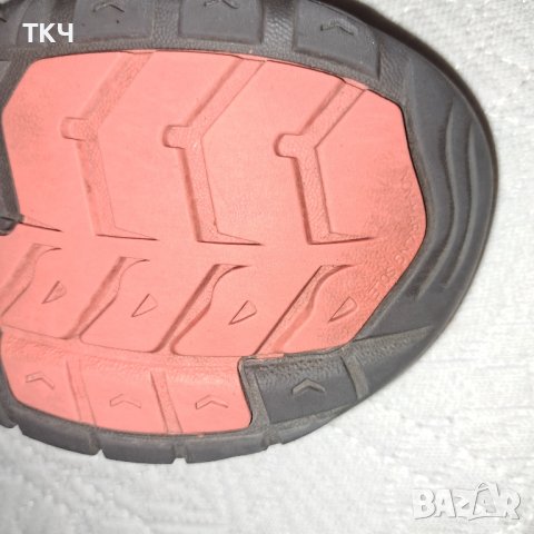 Keen № 36 дамски (детски) сандали, снимка 8 - Сандали - 40635634