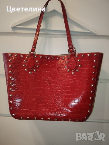 Дамска червена щампована пазарска чанта ZARA цена 35 лв., снимка 2 - Чанти - 42753502
