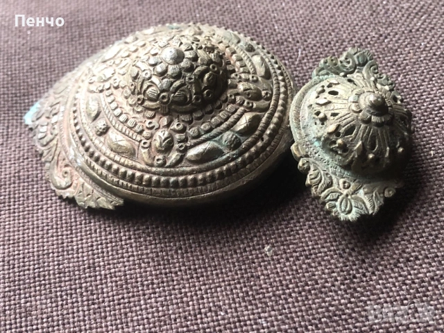 автентична възрожденска пафта - половинка, снимка 4 - Антикварни и старинни предмети - 50575543