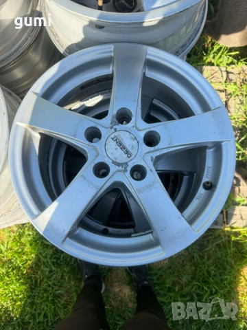 Продавам джанти 15” , снимка 2 - Гуми и джанти - 54325905