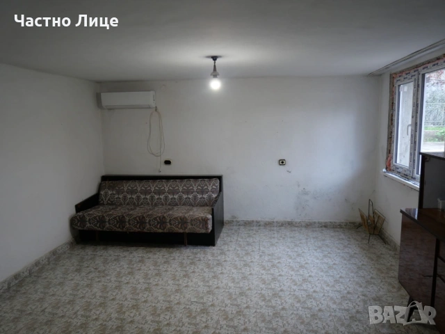 Къща в гр.Аксаково с РЗП 210 кв.м., снимка 11 - Къщи - 53922681