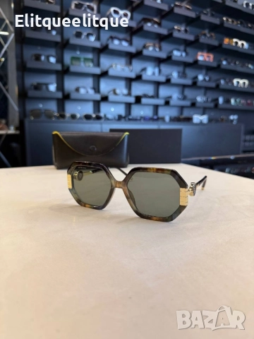 очила с черен обикновен калъф и Ув защита Gucci off white, снимка 2 - Слънчеви и диоптрични очила - 52240841