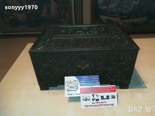 поръчана-АНТИКА-СТАРА МЕТАЛНА КУТИЯ С КЛЮЧ-25Х19Х15СМ, снимка 3 - Колекции - 29235098