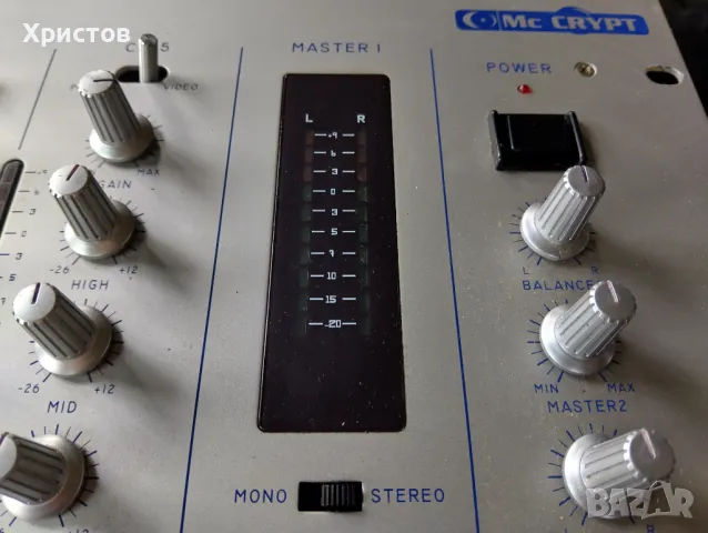 DJ Смесителен пулт, снимка 2 - Ресийвъри, усилватели, смесителни пултове - 49806042