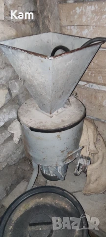 фуражомелка в добро състояние.