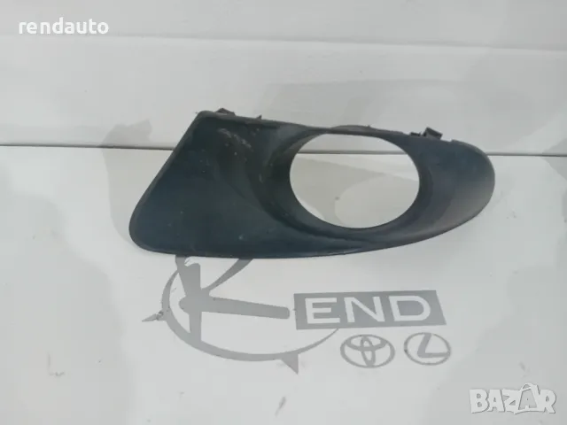 81482-0f020 Ляво капаче броня халоген Toyota Verso 3 