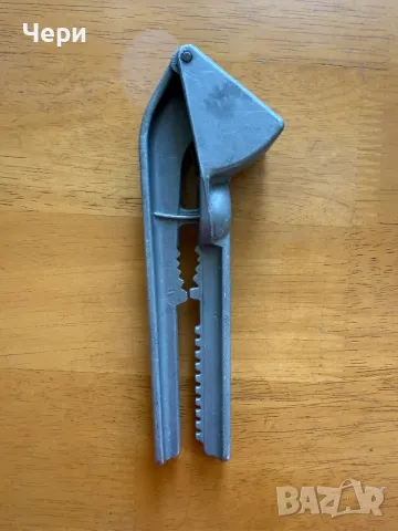 Преса за чесън 