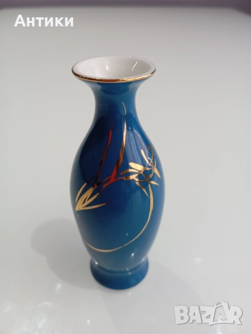 Миниатюрна китайска порцеланова ваза, снимка 3 - Вази - 52625996