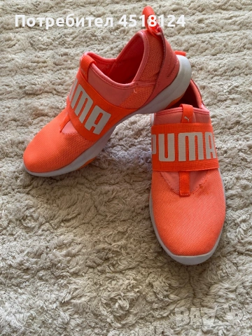 Дамски маратонки на PUMA, снимка 2 - Маратонки - 54319669