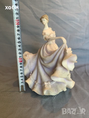 фигура статуетка , снимка 3 - Статуетки - 51083611