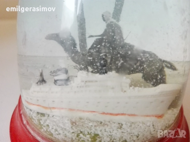 Танцуващи кукли и две преспапиета., снимка 16 - Други ценни предмети - 37546051