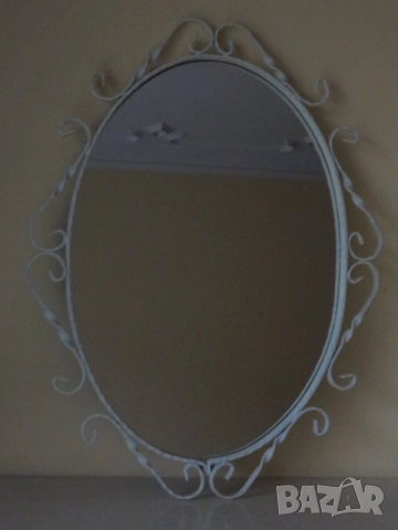 Винтидж огледало с метална рамка, снимка 2 - Огледала - 52577445
