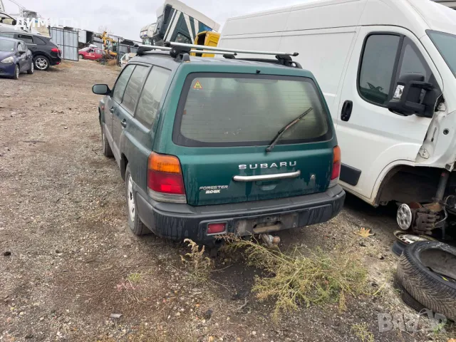 Subaru Forester 2.0 I НА ЧАСТИ субаро форестър 2.0 бензин 4x4, снимка 8 - Автомобили и джипове - 48005205