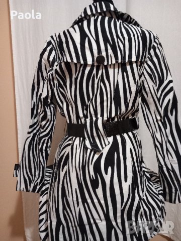 Страхотен зебров дамски шлифер, снимка 4 - Якета - 42796847