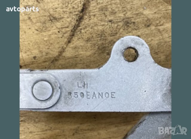 Range rover sport 2012година Панти преден капак, снимка 3 - Части - 40711460