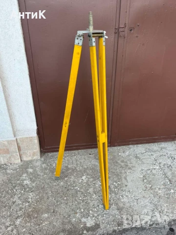 Дървена Тринога Статив, снимка 3 - Антикварни и старинни предмети - 51088949