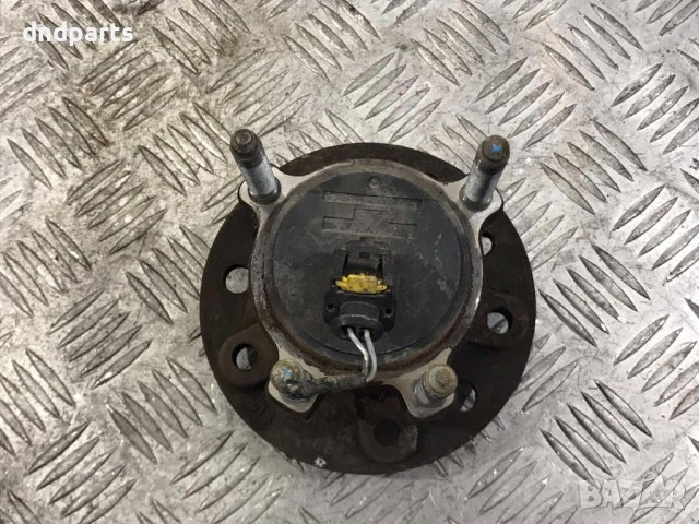 Задна дясна главина Opel Vectra C,2.2DTI,2003г.