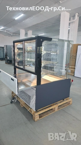 Сладкарска витрина 130 см, снимка 4 - Витрини - 54281719