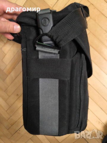 tamrac PRO 5 фотографска чанта , снимка 11 - Чанти, стативи, аксесоари - 54311877