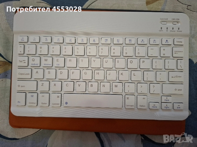 Продавам нова клавиатура за таблет.