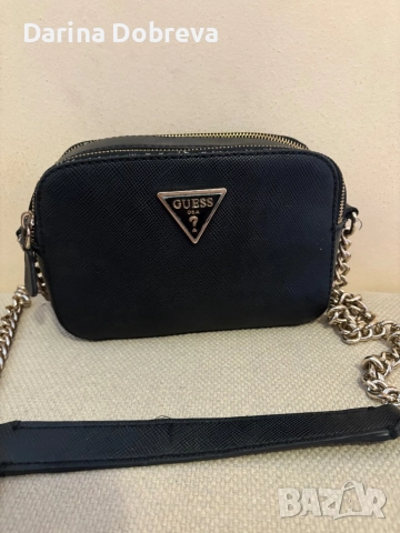 Дамска чанта Guess Noelle, снимка 2 - Чанти - 52319555