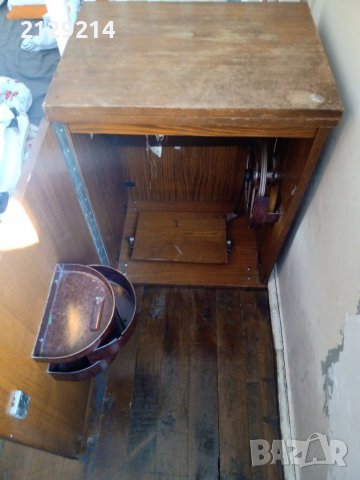 Шевна машина , снимка 2 - Шевни машини - 38344353