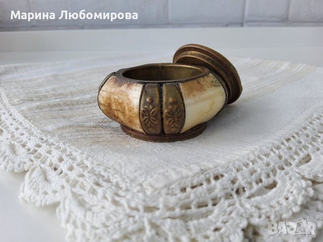 Малка кутийка, снимка 10 - Антикварни и старинни предмети - 19846927