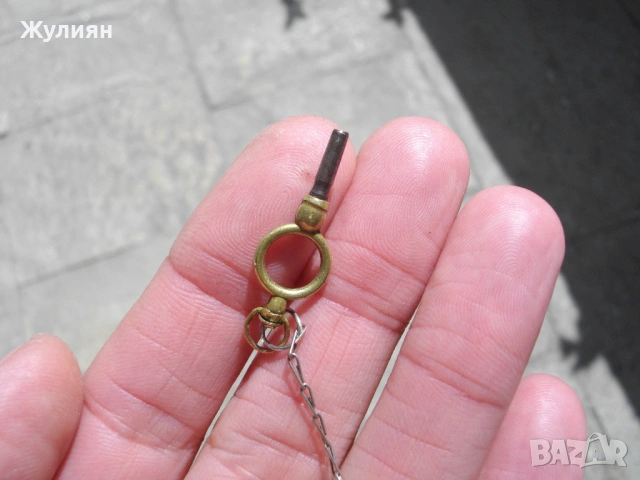 СТАРО КЛЮЧЕ ЗА ДЖОБЕН ЧАСОВНИК , снимка 2 - Антикварни и старинни предмети - 54227903
