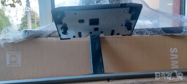 телевизор Samsung модел.QE55Q80RAT оригинална стойка BN61-16089A 