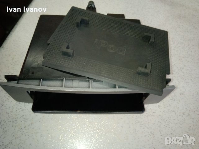 За Алфа Ромео 147 и ГТ поставка за I pod c OEM Nr. 50903187 светлосива, снимка 6 - Аксесоари и консумативи - 31655906