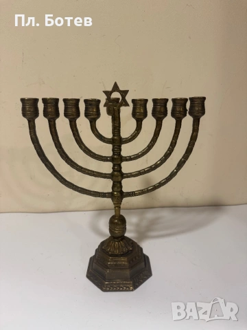 Стар бронзов свещник, снимка 4 - Антикварни и старинни предмети - 53945659