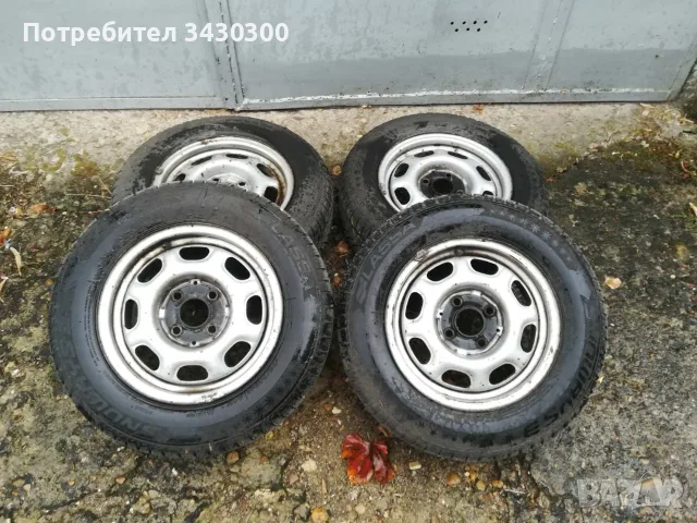 4 зимни гуми с джанти 175/70 R13 VW Golf 3
