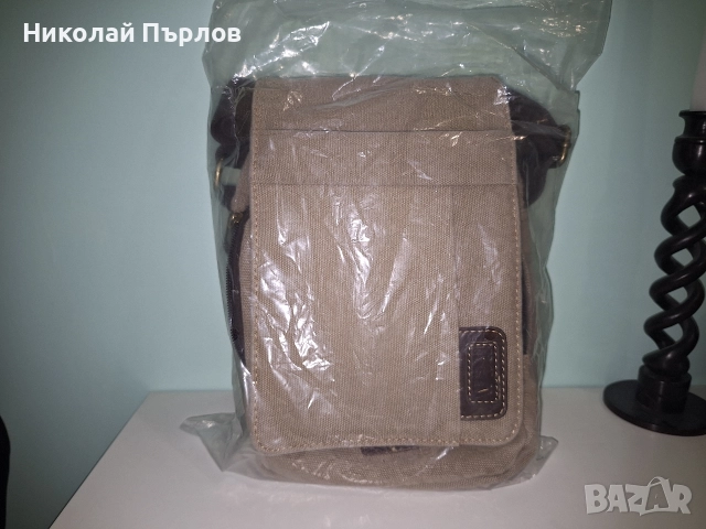 Продавам мъжка спортна чанта за през рамо