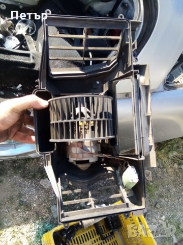 Моторче парно+реостат Опел тигра 1998г