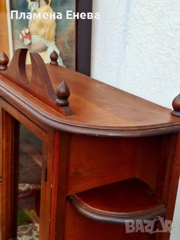 Винтидж витринка, снимка 9 - Секции и витрини - 53967195