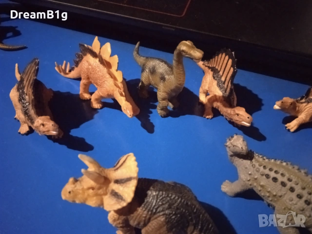 Лот от 15 гумени динозавъра – „Jurassic park“ у дома!, снимка 3 - Играчки за стая - 54323990