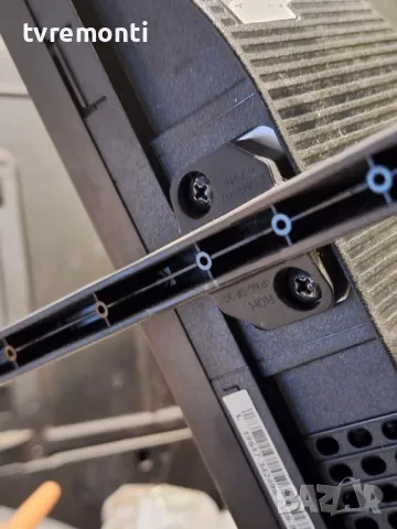 оригинална стойка КРАЧЕТА за телевизор HISENSE  модел  50A6K, снимка 4 - Стойки, 3D очила, аксесоари - 47440249