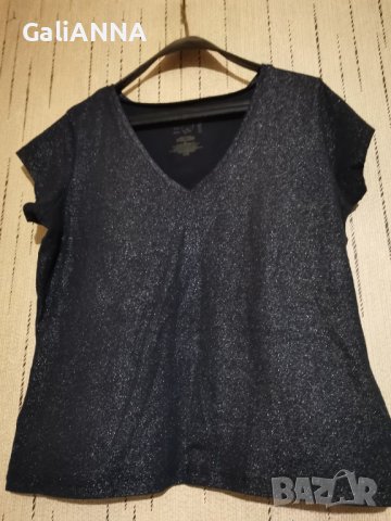 СТРАХОТНА БЛУЗКА В СРЕБРИСТ ЦВЯТ XL