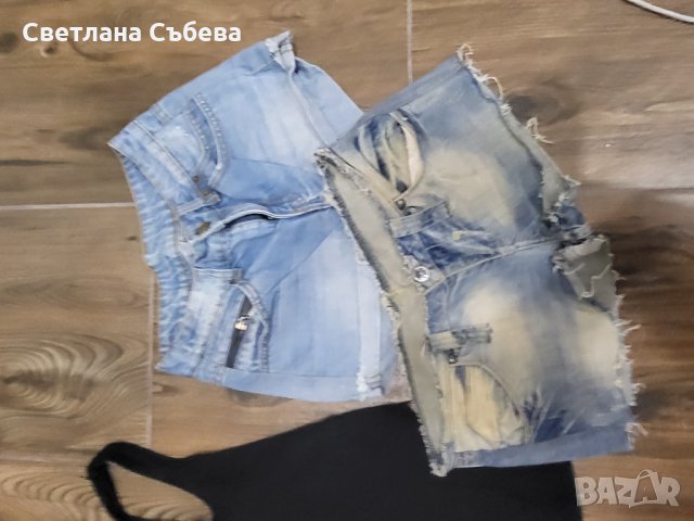 Дънкови къси панталони  по 7лв 